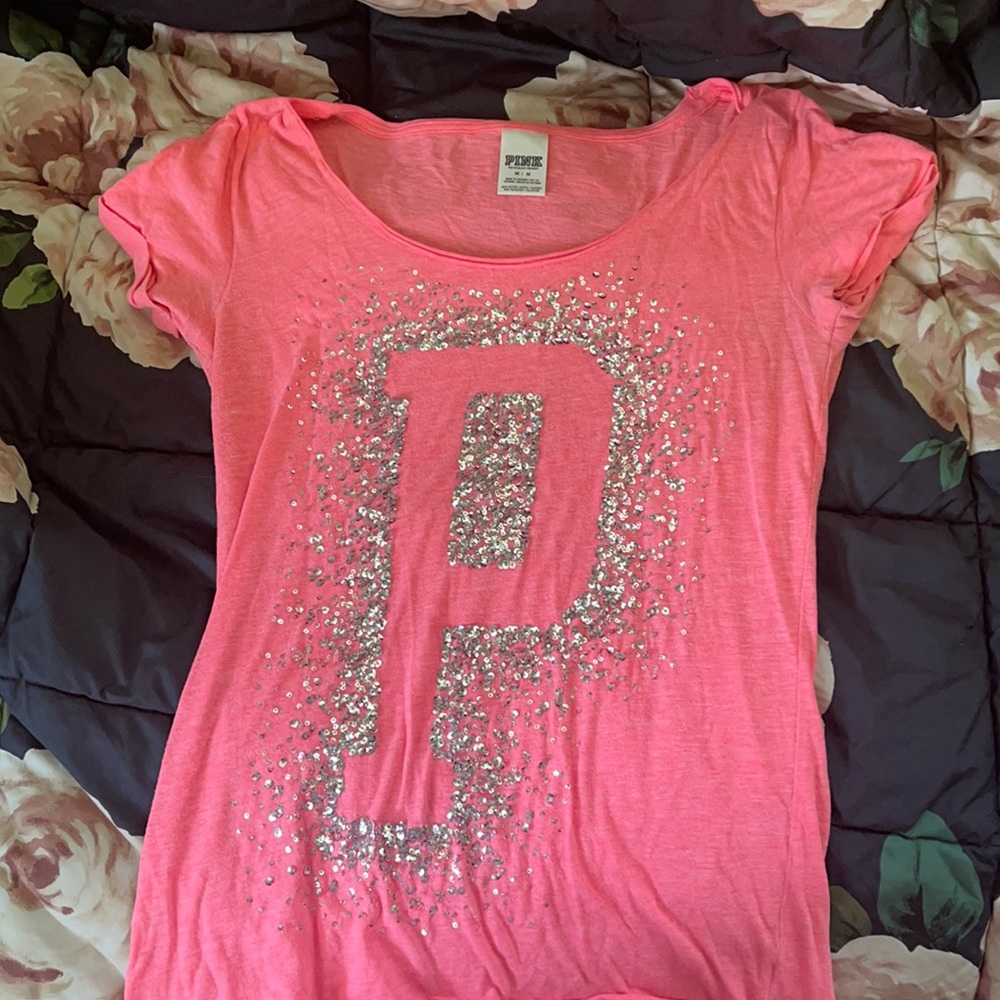 Vibrant PINK shirt! Perfect for summertime
